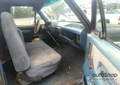 1988 Ford F150 из США, поврежденный, VIN 1FTEF14Y9JNA68053